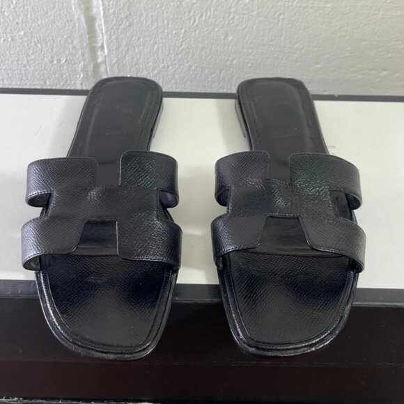 Hermes Oran Black Leather Slide Sandals Slip On Women's 39 EU/9 US Made In Italy - Picture 1 of 13